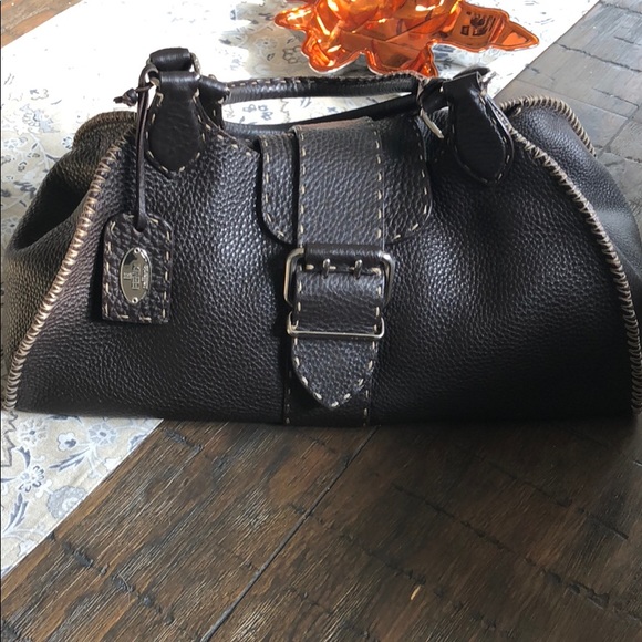 💯% AUTHENTIC! Fendi selleria Bag